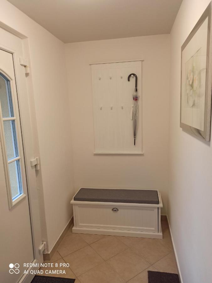 Schoene 77Qm Wohnung In Gehobener Lage Direkt Am Wald Rodenbach  Екстериор снимка
